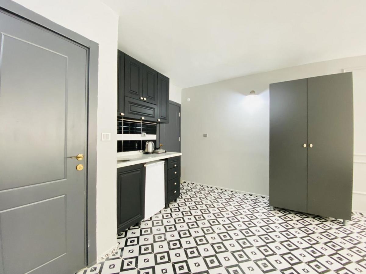 Pleasant Studio Flat In Kabatas Beyoglu Appartamento Provincia di Provincia di Istanbul Esterno foto